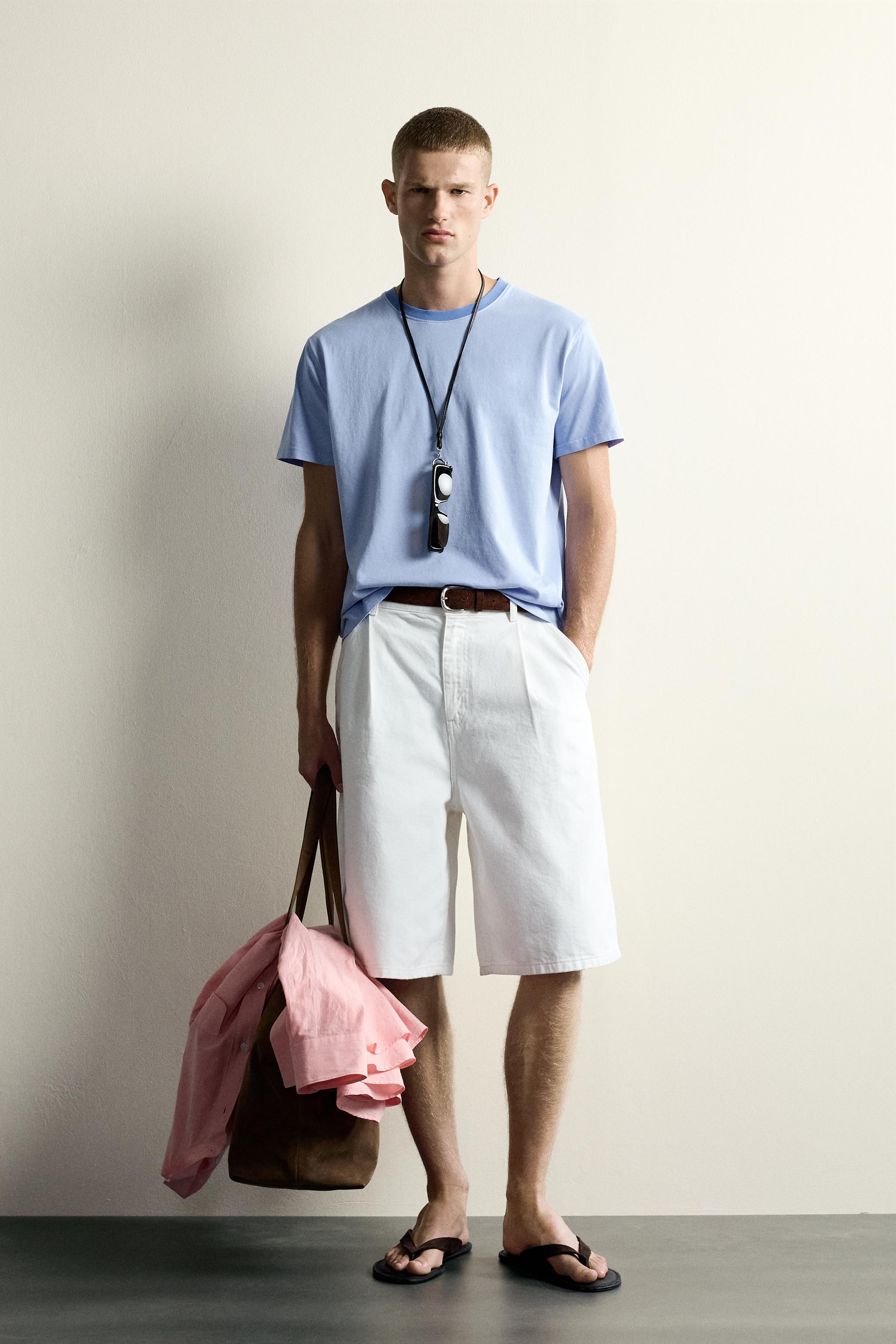 CONTRAST NECK RELAXED FIT T-SHIRT